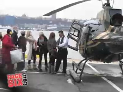 RARE VIDEO. MILEY CYRUS GETTING ON A HELICOPTER 113 - 0-0 MILEY GETTING ON A HELICOPTER-Rare vid