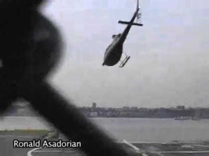RARE VIDEO. MILEY CYRUS GETTING ON A HELICOPTER 182