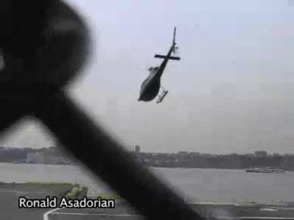 RARE VIDEO. MILEY CYRUS GETTING ON A HELICOPTER 188