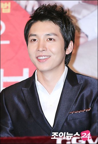 155873_167098599990948_117146304986178_364231_472412_n - a---ryu sang wook---a