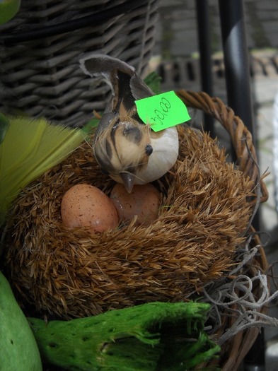 PASARICA, MUTA-TI CUIBUL.... - TARGUL SASESC DE PASTE la BISTRITA2011