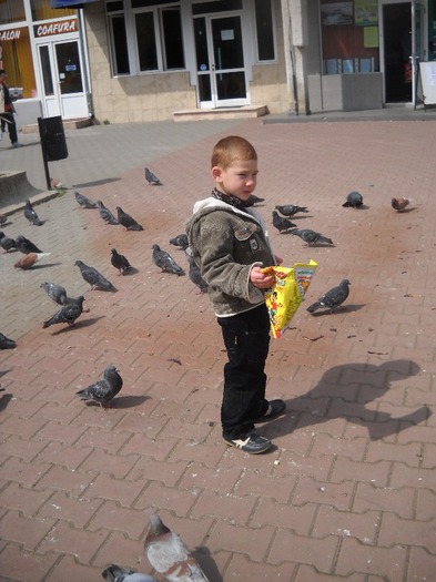 PUI, pui, PUI........ - TARGUL SASESC DE PASTE la BISTRITA2011