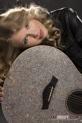 2 - taylor swift photoshoort1