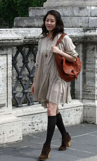 3L010553322_37733_1 - a---ko hyun jung---a
