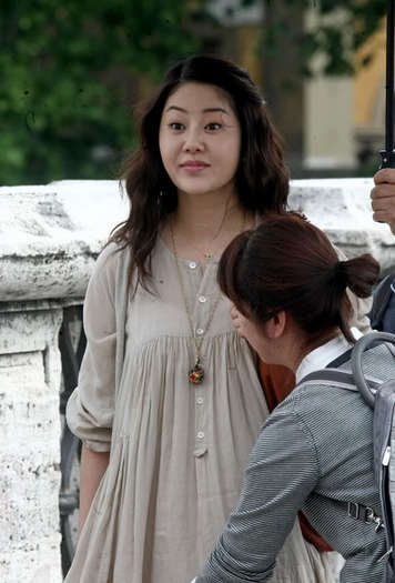 LK010553324_37733_1 - a---ko hyun jung---a