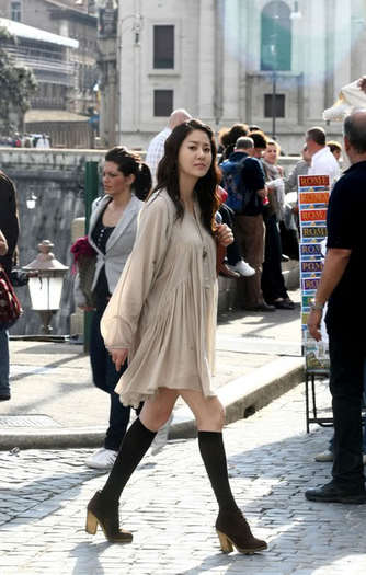 UL010553596_37733_1 - a---ko hyun jung---a