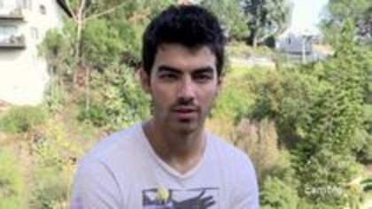 22902273_YZBSJLVGA - Cambio Cares - Joe Jonas On Bullying part 1