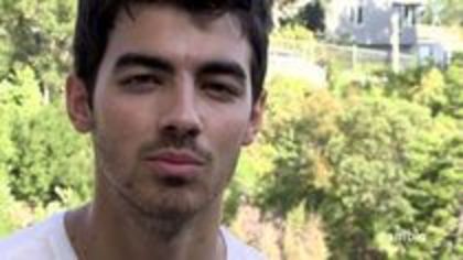 22902455_XYWCEWSZQ - Cambio Cares - Joe Jonas On Bullying part 1
