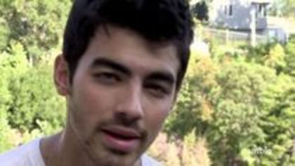 22902462_EEHUZZLUN - Cambio Cares - Joe Jonas On Bullying part 1