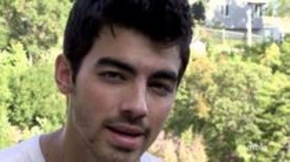 22902463_BTUHIBDQI - Cambio Cares - Joe Jonas On Bullying part 1