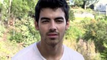 22902351_VEGRAYEAG - FoR U JoE JoNaS 5