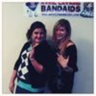 thumb_lauren - March 9 - Meet  Greet With Bandaids Backstage at The View