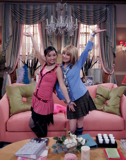 the-suite-life-of-zack-and-cody-361625l