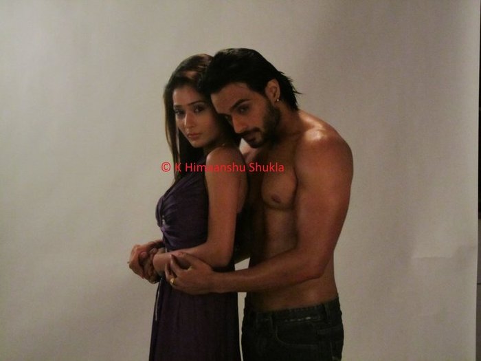 Sara_Khan-Angad_Hasija-K Himaanshu Shukla (13) - 000SaRa KhAn000