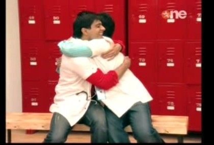 dilmilgaye29thoctdesi90fp8