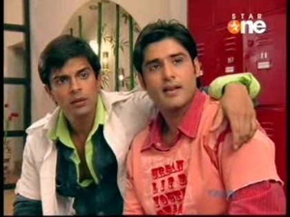 dilmilgaye25thoctdesi07qw6