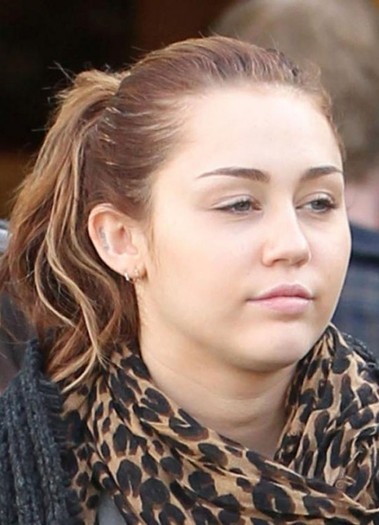 miley-cyrus-cumparaturi-4