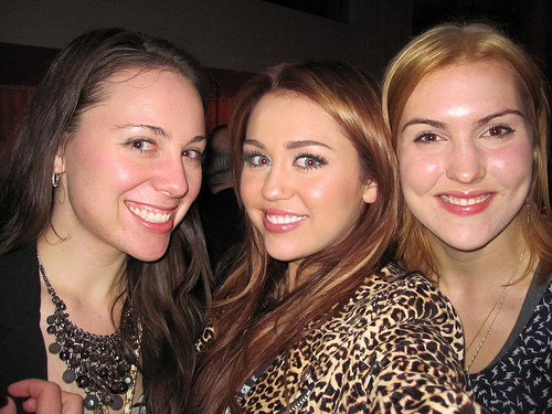 Rare - Miley with Fans