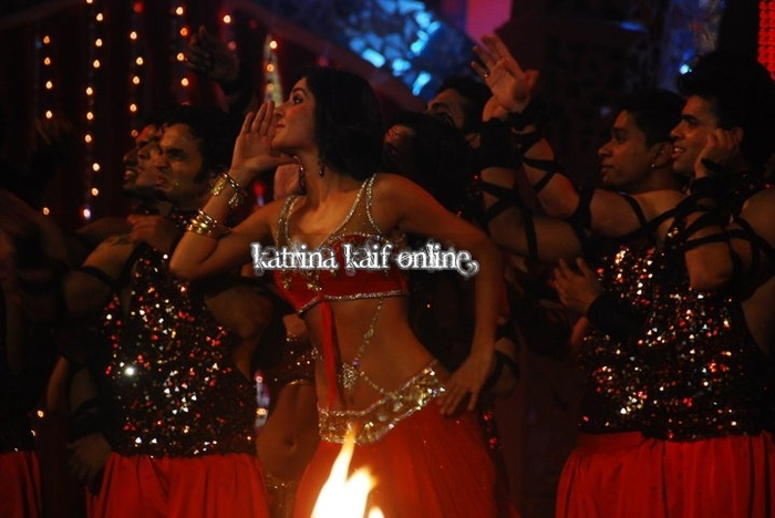l4_Katrina_Kaif_recording_Apsara_Awards_Performance_2011_2811629 - katrina kaif new