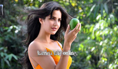 t6_Katrina-kaif-mango-slice - katrina kaif new