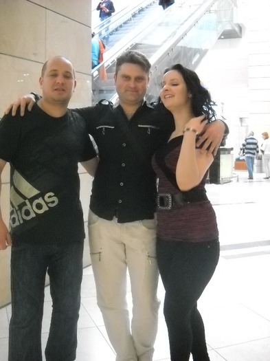 Bogdan-Lori-Florin - In Mall Cotroceni cu prietenii-with friends in Mall