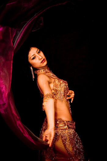 20081025_lisa_bellydance_024