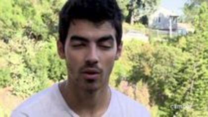 22905540_ZYXIEJGNW - Cambio Cares - Joe Jonas On Bullying part 2