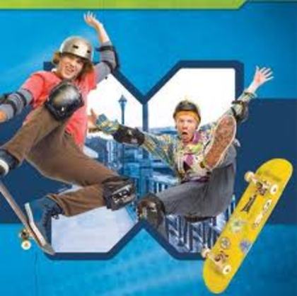 imgres - zeke and luther