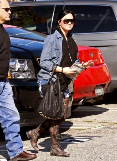 demi-lovato-eating-disorder-3-540x742
