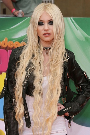 kids_choice_awards_14_wenn3278167