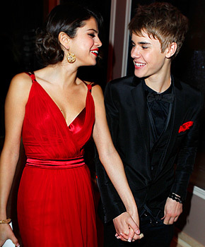 selena_gomez_justin_bieber_oscars_party - Justin Bieber and Selena Gomez 0