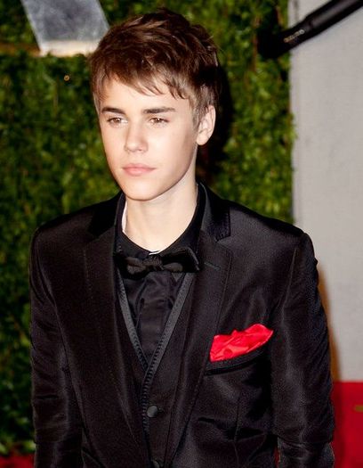 justin_bieber_hair_sold - Justin Bieber 00000