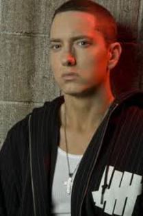 imagesCA220824 - eminem