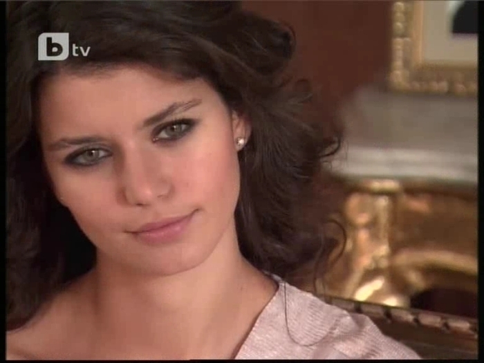 Beren-Saat-in-Ask-i-Memnu-beren-saat-19821916-768-576