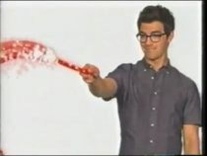 25968095_MKCFKMWEB - Disney Channel Intro - Joe Jonas NEW