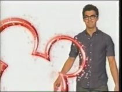 25968110_STDVSSREU - Disney Channel Intro - Joe Jonas NEW