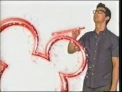 25968117_AOCMGVQBO - Disney Channel Intro - Joe Jonas NEW