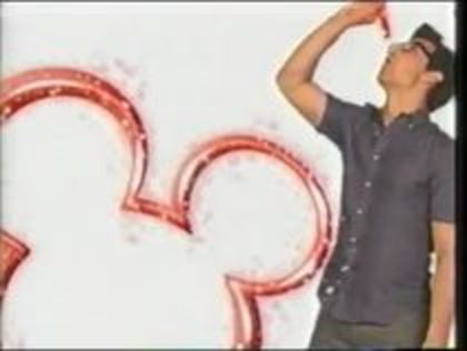 25968121_KYZRZFCSG - Disney Channel Intro - Joe Jonas NEW