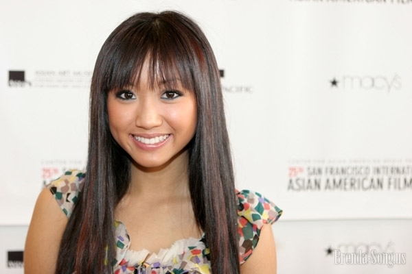 0059 - Brenda Song
