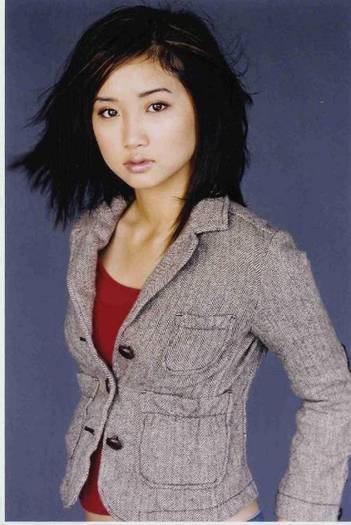 WoW! - Cum arata Brenda Song fara machiaj