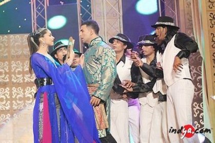 LUXSabseyFavKaun12[1] - Deepika Dances