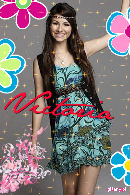 4-Victoria-1032 - Poze cu vedete coolz