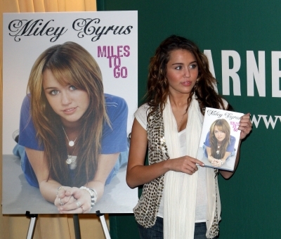 normal_121 - Arrives at Barnes  Noble to sign copies of her book Miles To Go in New York