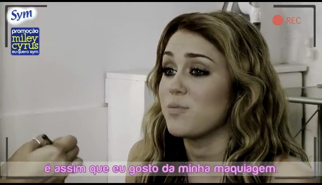 bscap0023 - MileyCyrus Maquiagem-EuQueroSym