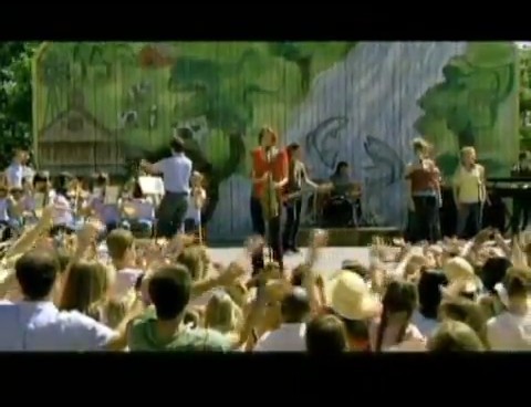 bscap0063 - Miley Cyrus No Brasil Interview