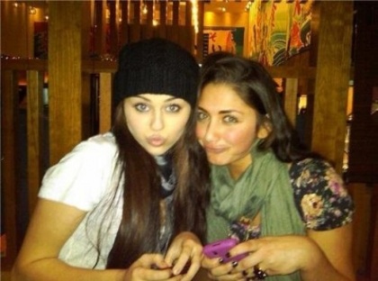 normal_fans_009_65823009 - poze diverse cu miley cyrus
