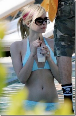 Avril Lavigne 15