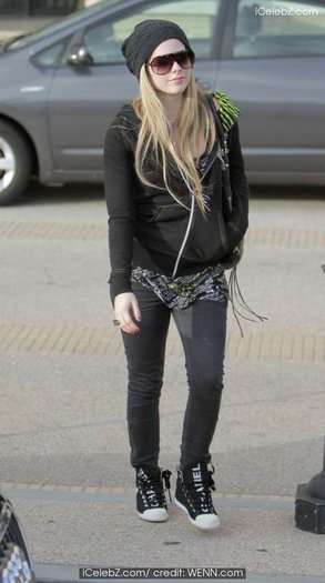 fdf - avril lavigne new photo