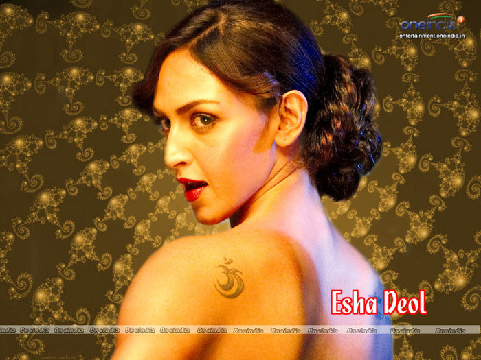 esha-deol02[1]