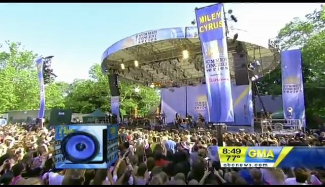 bscap0651 - Good Morning America Robot